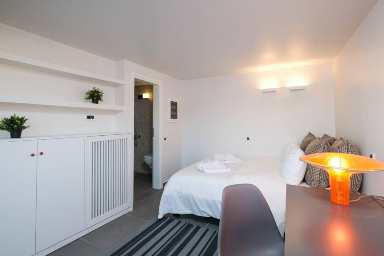דירות אתונה Urban Luxury Homm Apt. In Deinokratous Str. מראה חיצוני תמונה
